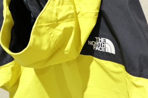 ザ・ノースフェイスのマウンテンライトジャケット