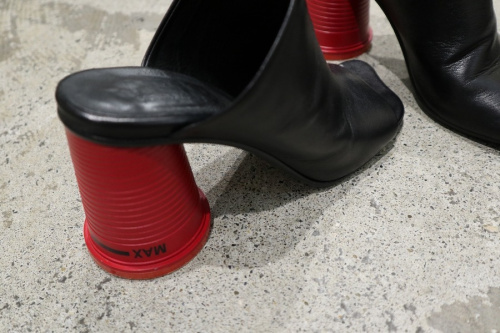 エムエムシックス メゾンマルジェラのカップヒールミュール