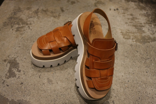 エムエムシックス メゾンマルジェラのサンダル