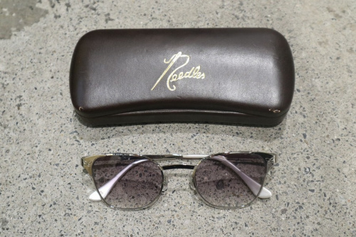 ニードルスのサングラス