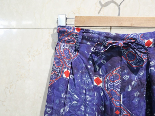 ヨウジヤマモトの総柄パンツ