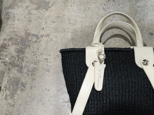 トフアンドロードストーンのかごバッグ