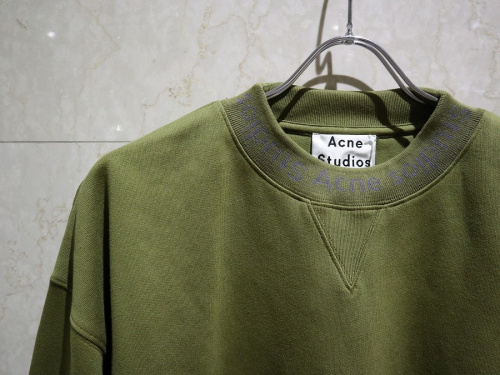 acne studiosのアクネストゥディオズ