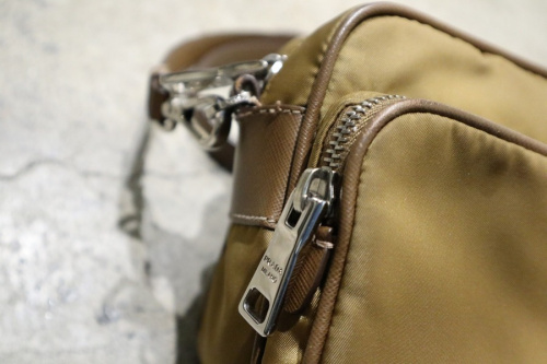 ミニショルダーバッグのレディース