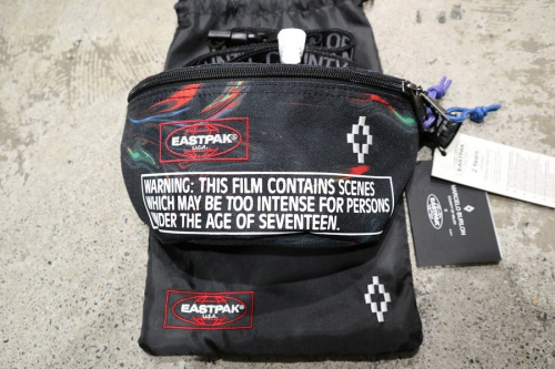 EASTPAK × MARCELO BURLONのイーストパック × マルセロバーロン
