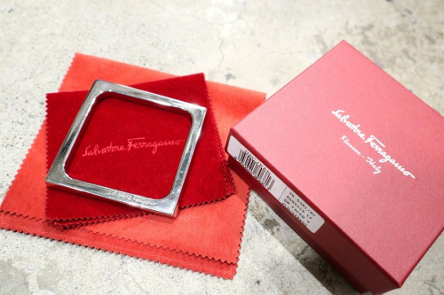 Salvatore Ferragamoのサルヴァトーレ フェラガモ