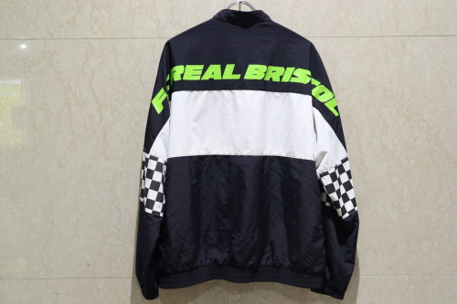 エフシーアールビーのジャケット