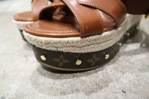 サンダルのレディース