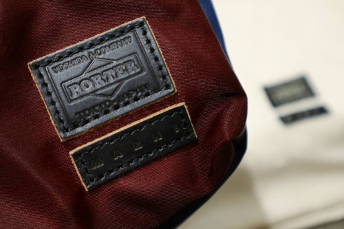 マルニｘポーターのショルダーバッグ