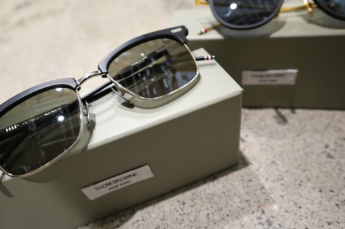 トムブラウンのｻﾝｸﾞﾗｽ