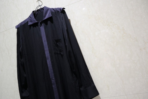 ヨウジヤマモトのシャツ