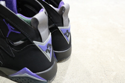 NIKE AIR JORDAN 7 RETROのナイキ エアジョーダン 7 レトロ