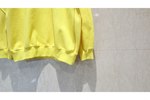 トップスのユニセックス