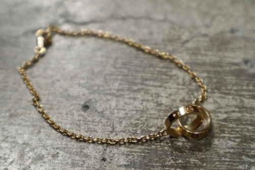 カルティエのベビーラブブレス