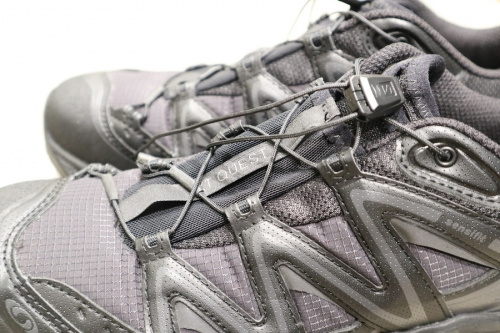 サロモンのXT-QUEST LOW ADV