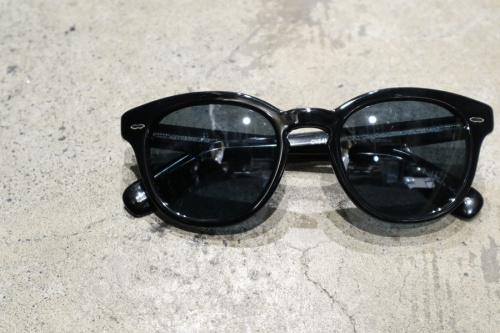 OLIVER PEOPLESのオリバーピープルズ