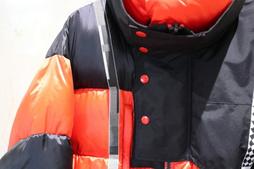 ファセッタズムのBigDownJacket