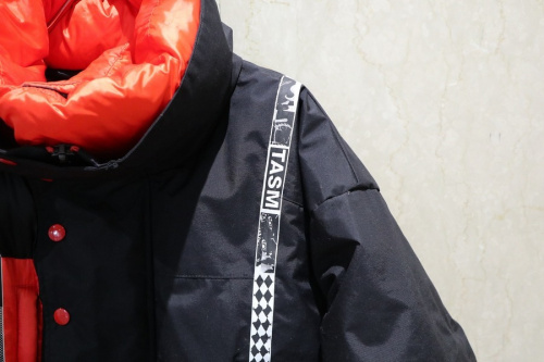 ダウンジャケット