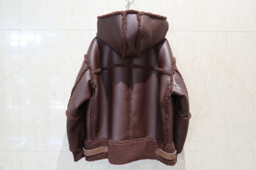 トレファクスタイル三軒茶屋店ブログ画像３