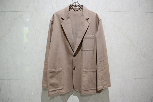 AURALEEのオーラリー