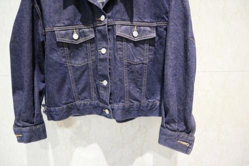 デニムジャケットのレディース