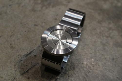 イッセイミヤケの時計