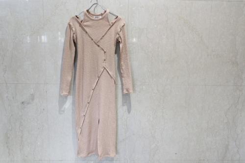 スナイデルのカットリブデザインワンピース