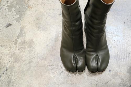 メゾンマルジェラのタビブーツ