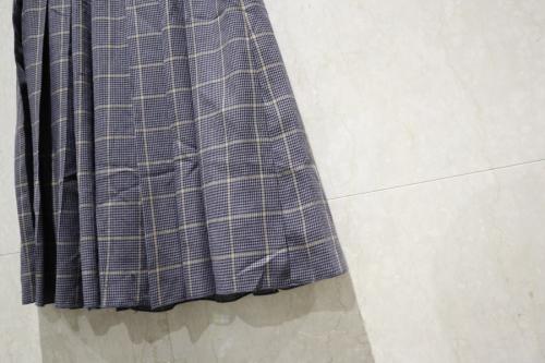 ミラオーウェンのワイドパンツ