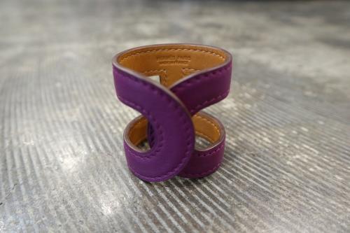 エルメスのレザーブレスレット