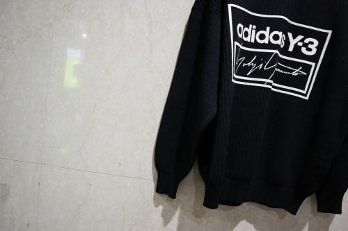 ワイスリーのニット