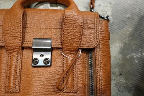 パシュリミニサッチェルショルダーバッグのPashli Mini