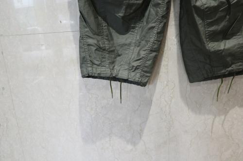 ヒザデルパンツのメンズ