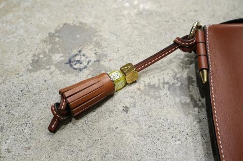 ロエベのゲートポケット