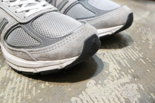 ニューバランスのスニーカー