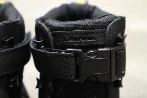 ドクターマーチンのCOMBS TECH