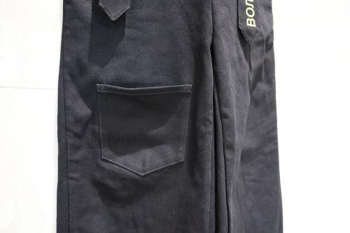 ウォーク オブ シェイムのデニムオーバーオール