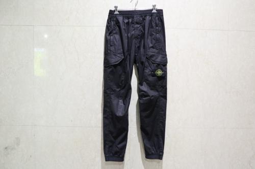 STONE ISLANDのストーン アイランド