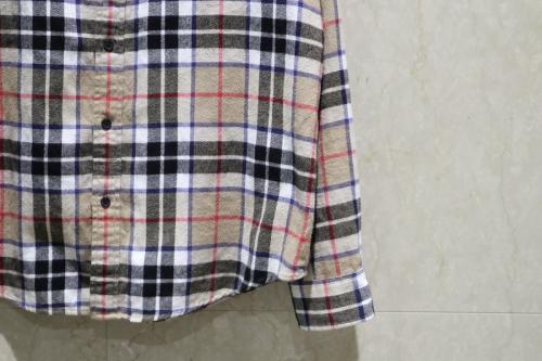 チェックシャツのノバチェック