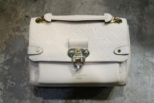 ルイ ヴィトン　のヴァヴァンBB
