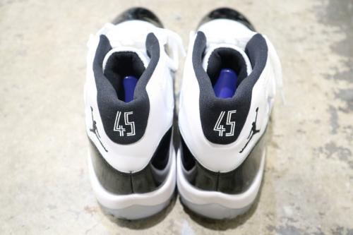 エア ジョーダン 11