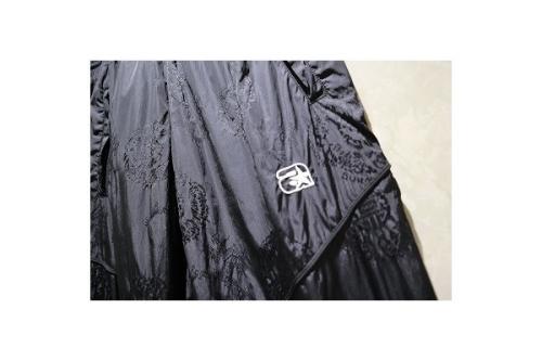 アレキサンダーワンのナイロンパンツ