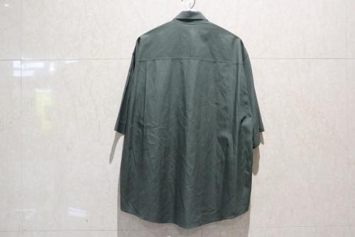 オーラリーのneon sign