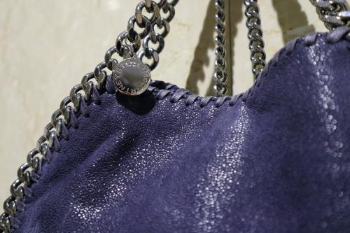 ステラマッカートニーのファベラミニチェーンショルダーバッグ