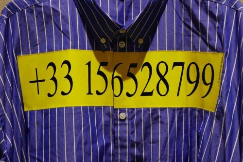 バレンシアガのテレフォンストライプロングスリーブシャツ