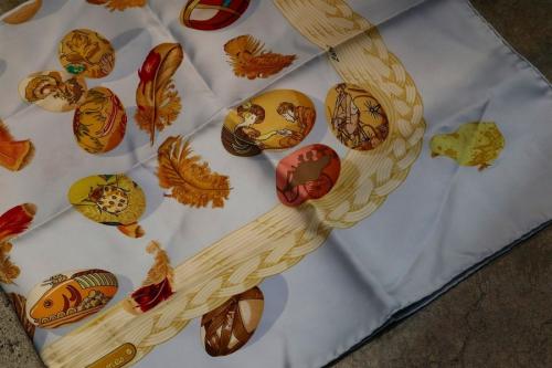 スカーフのカレ90