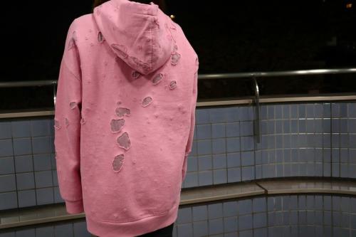 プルオーバーパーカー