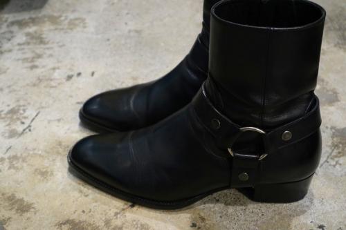 サンローランパリのワイアットハーネスリングブーツ