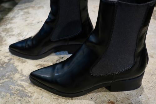 サイドゴアブーツ