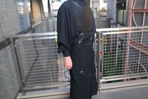 エコレザー裁ち切りサスペンダーベストのベスト